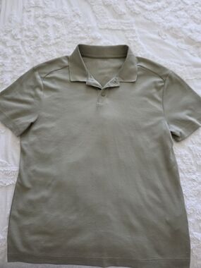 Old Navy Men's Polo in Olive Green